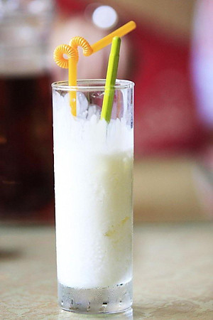 Sữa chua đánh đá